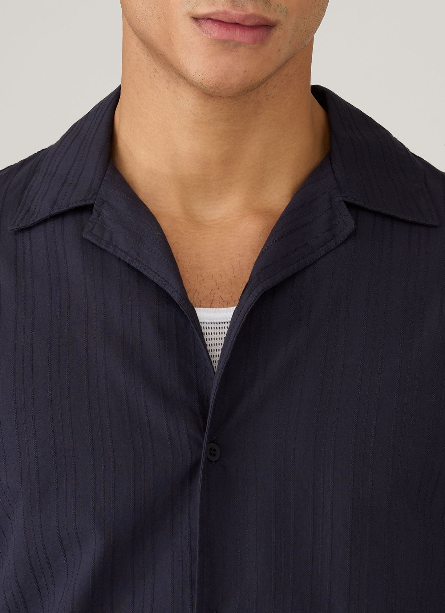 Mens Textured Stripe Camp Collar Shirt In Navy Msht2151 Buaa