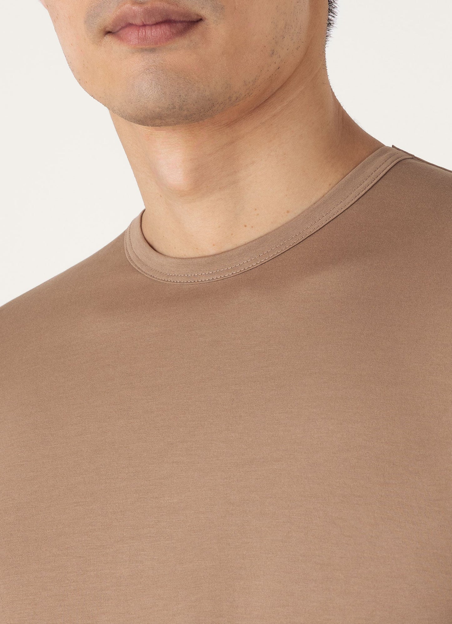 Mens Classic Tshirt In Dune Mtsh0001 Brfz
