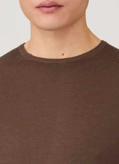 Mens Extra Fine Merino Crew Neck In Bark Mjum8058 Brgc