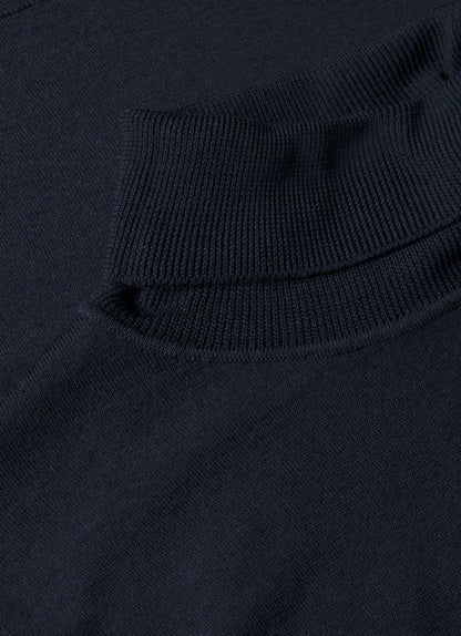 Mens Extra Fine Merino Roll Neck In Navy Mjum8071 Buaa