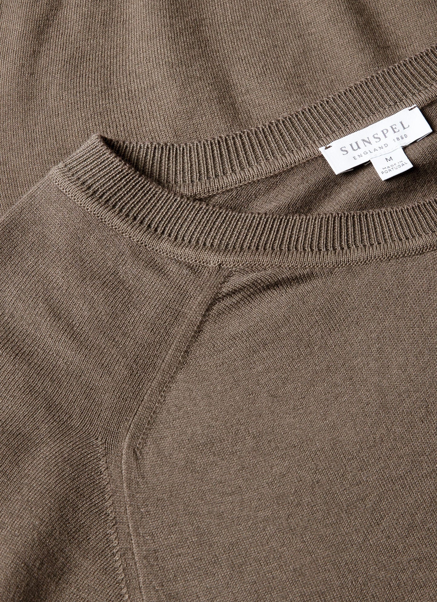 Mens Sea Island Cashmere Crew Neck Jumper In Bark Mjum8203 Brgc