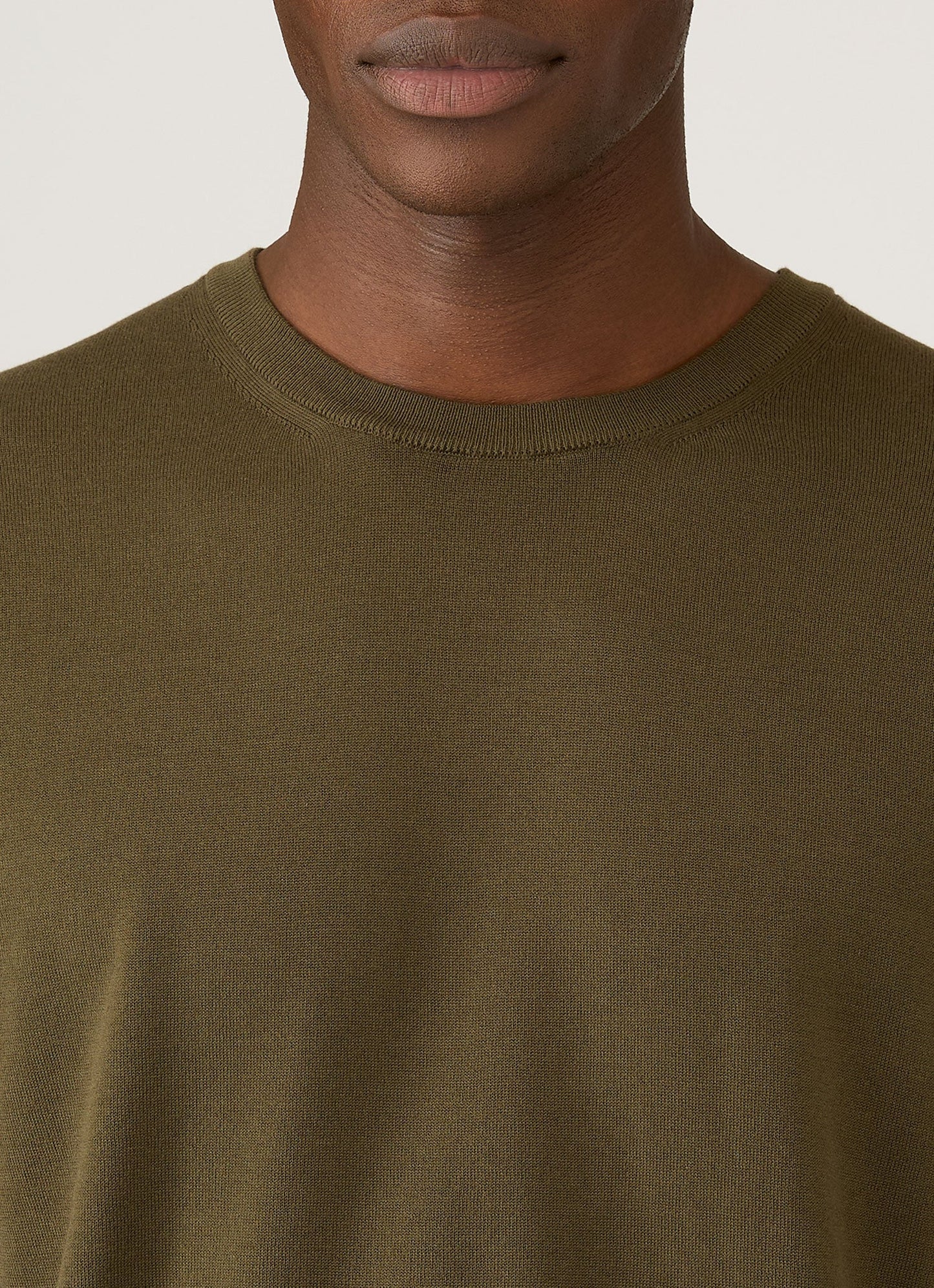 Mens Sea Island Cotton Knit Tshirt In Deep Olive Mtsh8278 Gniz