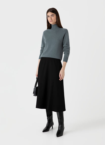Womens Lambswool Funnel Neck Jumper In Smoke Green Wjum8052 Gnhp